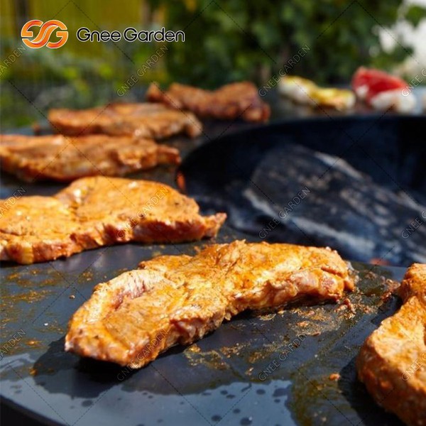 a corten steel BBQ grill 5 a corten steel BBQ grill 5