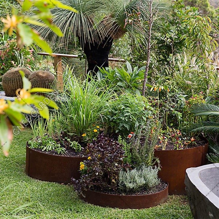 Corten Steel Rusty Palisade Fencing Small Garden Fence Garden Edging Steel