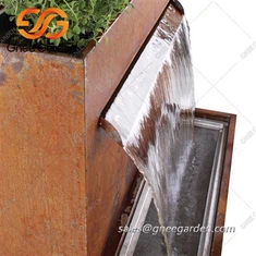 Caractéristique de l'eau en forme de sphère en acier Corten